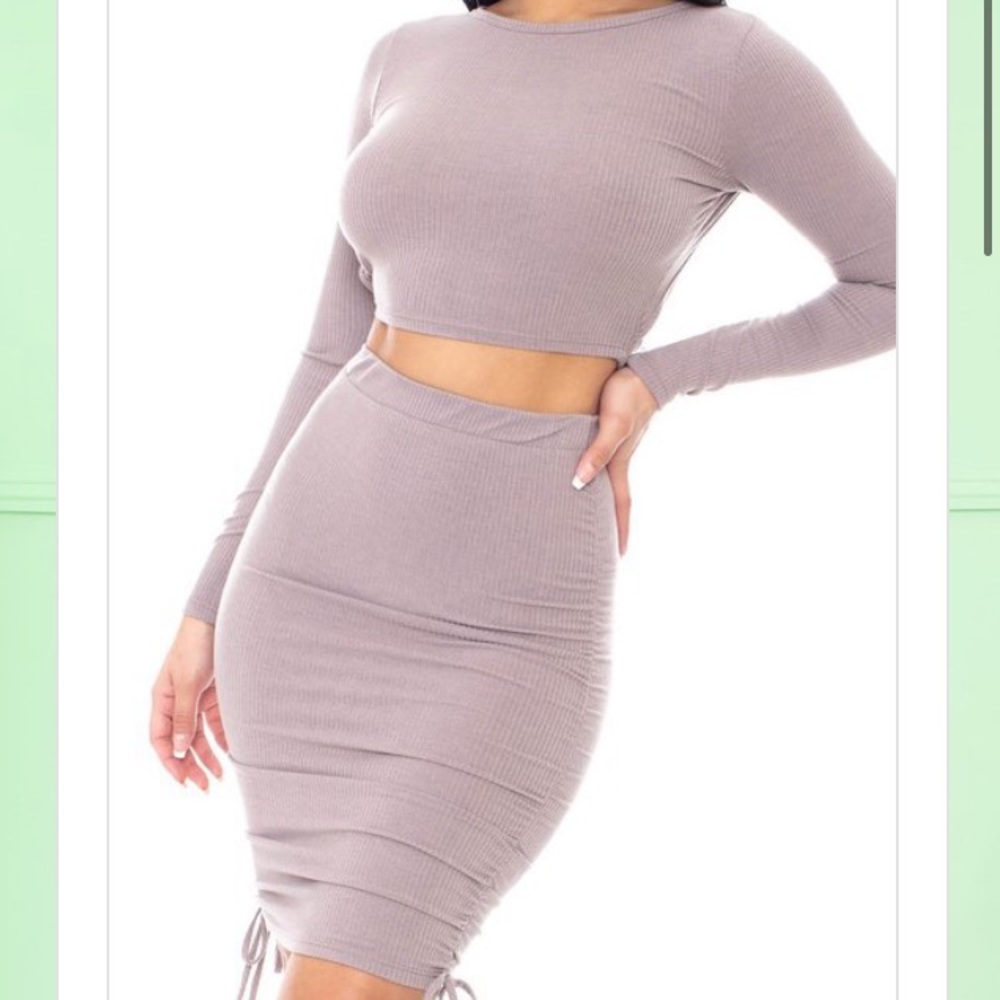 Crop top & skirt set